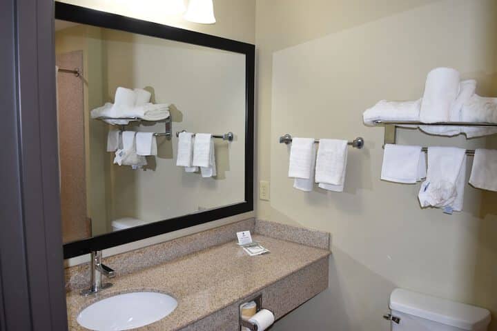 Room 12 of 20