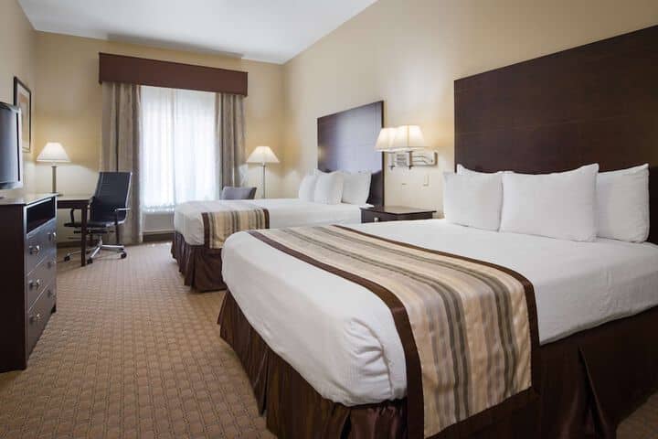 Room 4 of 20